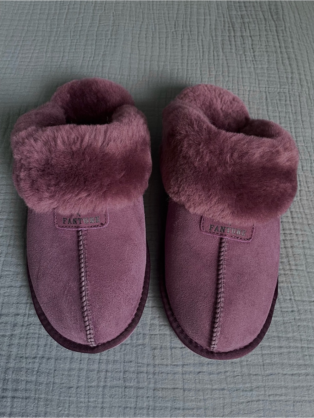 FANTURE Genuine Australian Sheepskin Slipper Plum 10 US (Women's)/41 EU NWOB